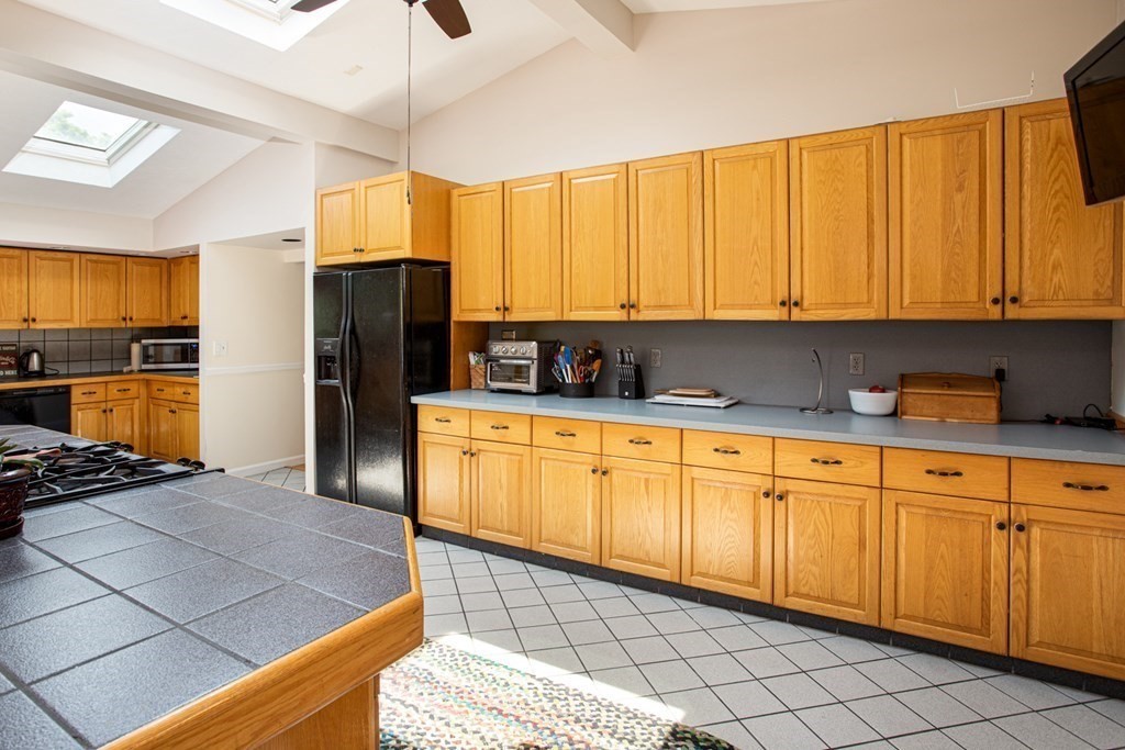 58 McClelland Road Halifax, MA 02338 - Photo 12 of 42 Gallery Image 12