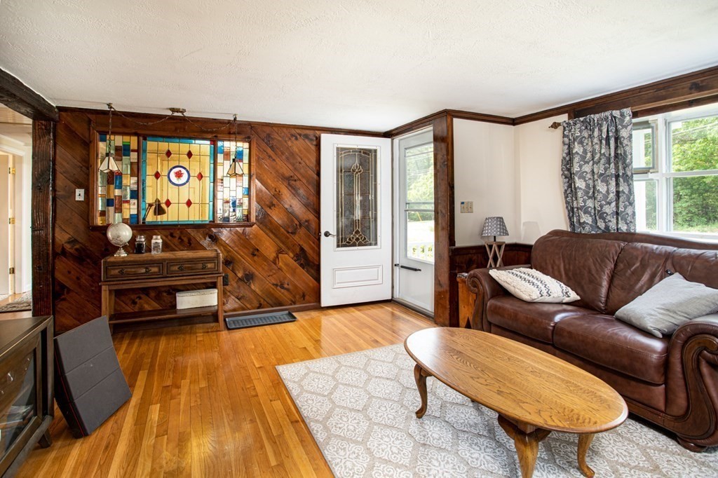 58 McClelland Road Halifax, MA 02338 - Photo 6 of 42 Gallery Image 6