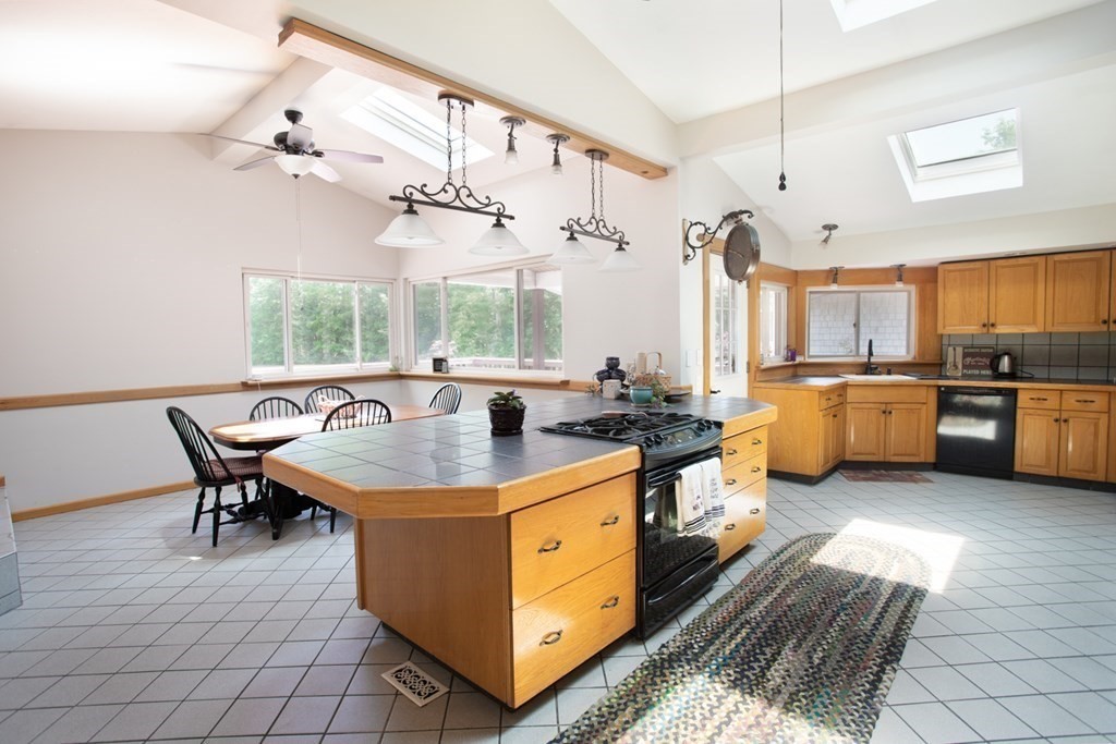 58 McClelland Road Halifax, MA 02338 - Photo 8 of 42 Gallery Image 8