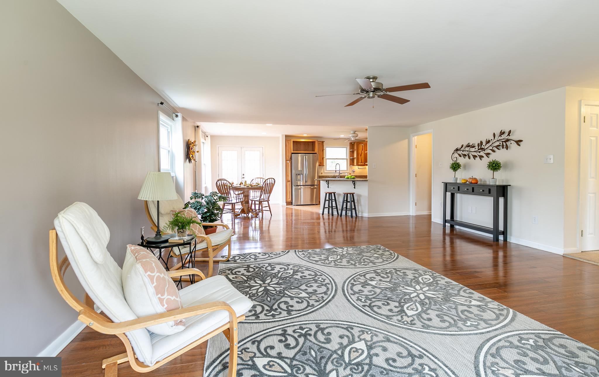 3051 Tudor Hall Road Riva, MD 21140 - Photo 9 of 47 Living Room