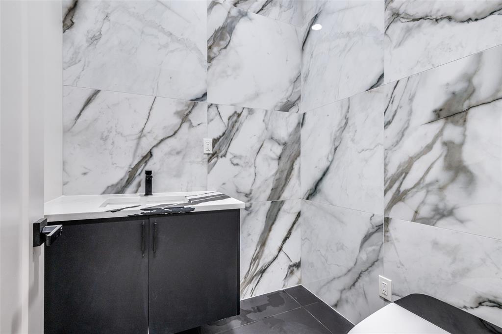 6301 Tiffany Oaks Lane Arlington, TX 76016 - Photo 34 of 40 a close view of tap