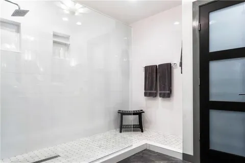 $1,199,000 | 210 West 5th Street, Unit 211, Kansas City, MO 64105