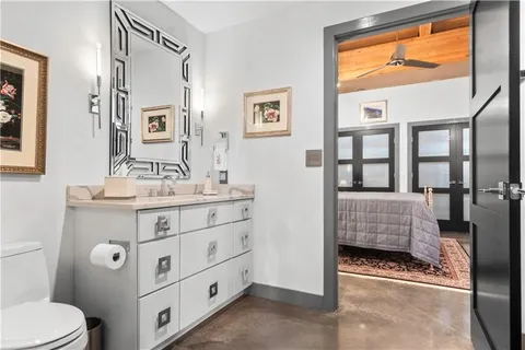 $1,199,000 | 210 West 5th Street, Unit 211, Kansas City, MO 64105
