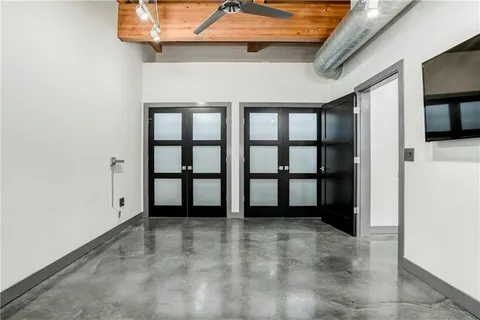 $1,199,000 | 210 West 5th Street, Unit 211, Kansas City, MO 64105