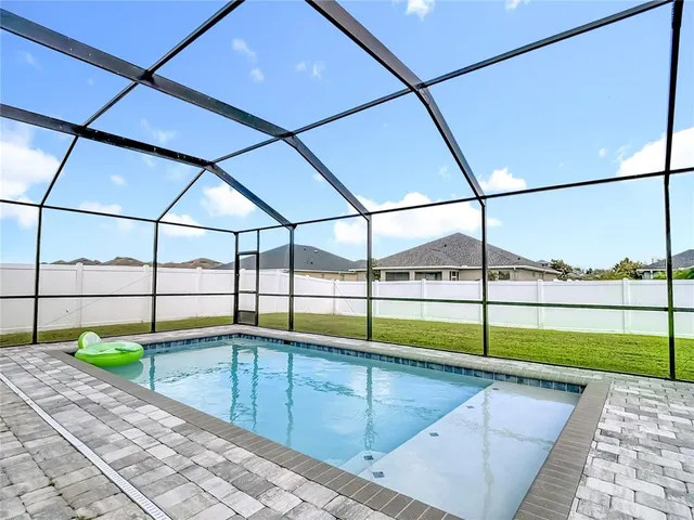 $469,000 | 1810 Johnson Pointe Drive, Plant City, FL 33566