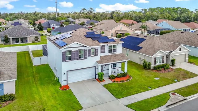 $469,000 | 1810 Johnson Pointe Drive, Plant City, FL 33566