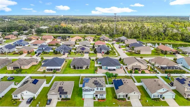 $469,000 | 1810 Johnson Pointe Drive, Plant City, FL 33566