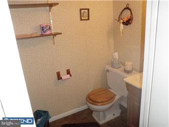11930 Farwell Road Philadelphia, PA 19154 - Photo 8 of 10 Gallery Image 8