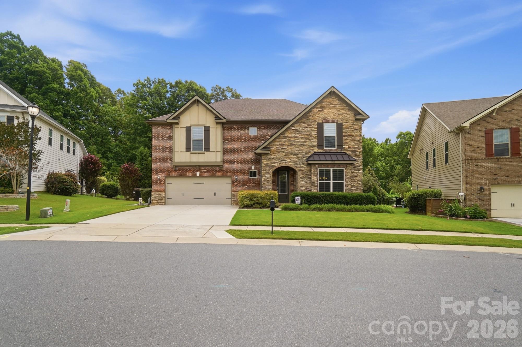 1385 Cilantro Court Tega Cay, SC 29708 - Photo 2 of 38