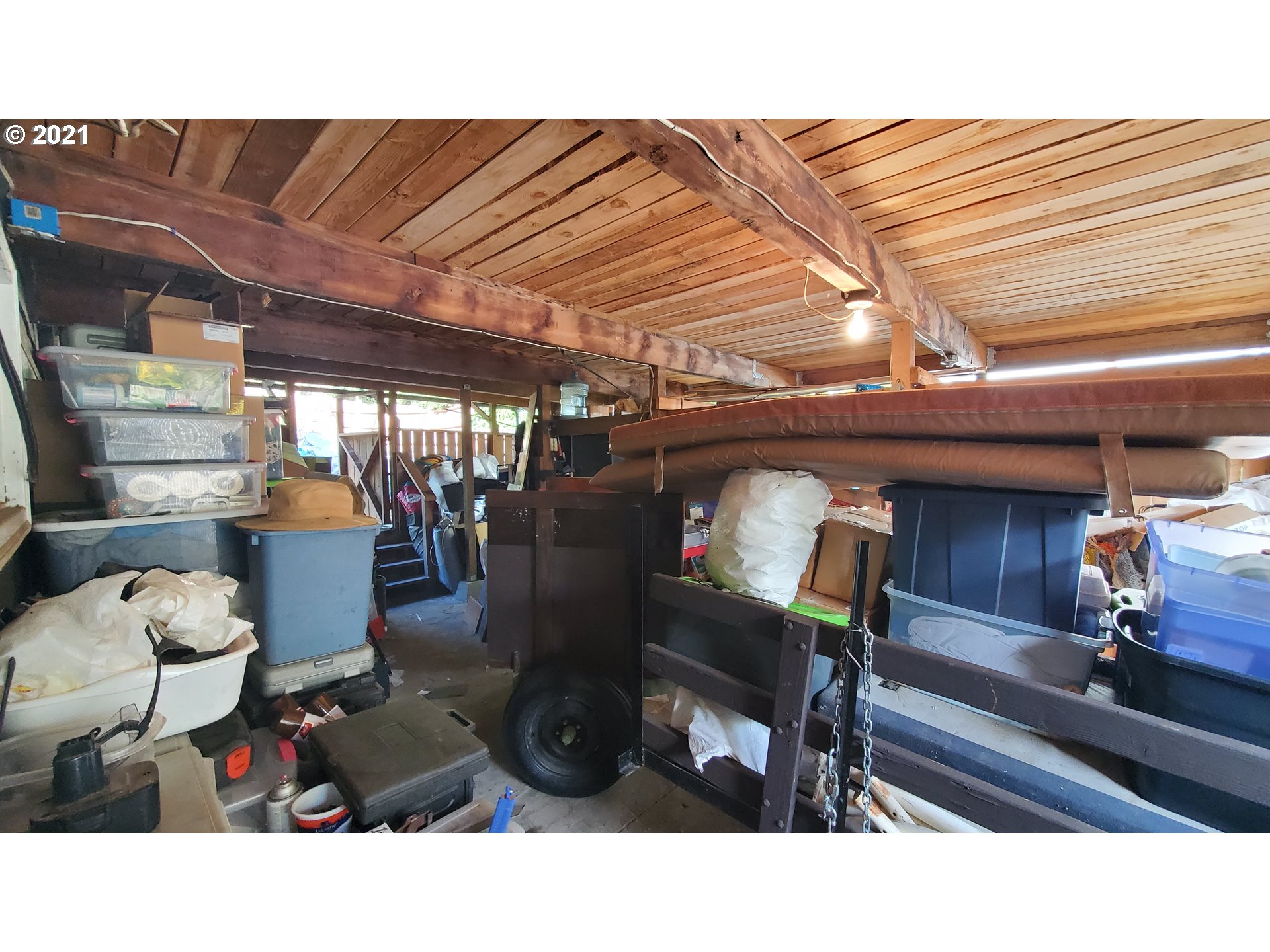 320 West D Street Springfield, OR 97477 - Photo 4 of 19