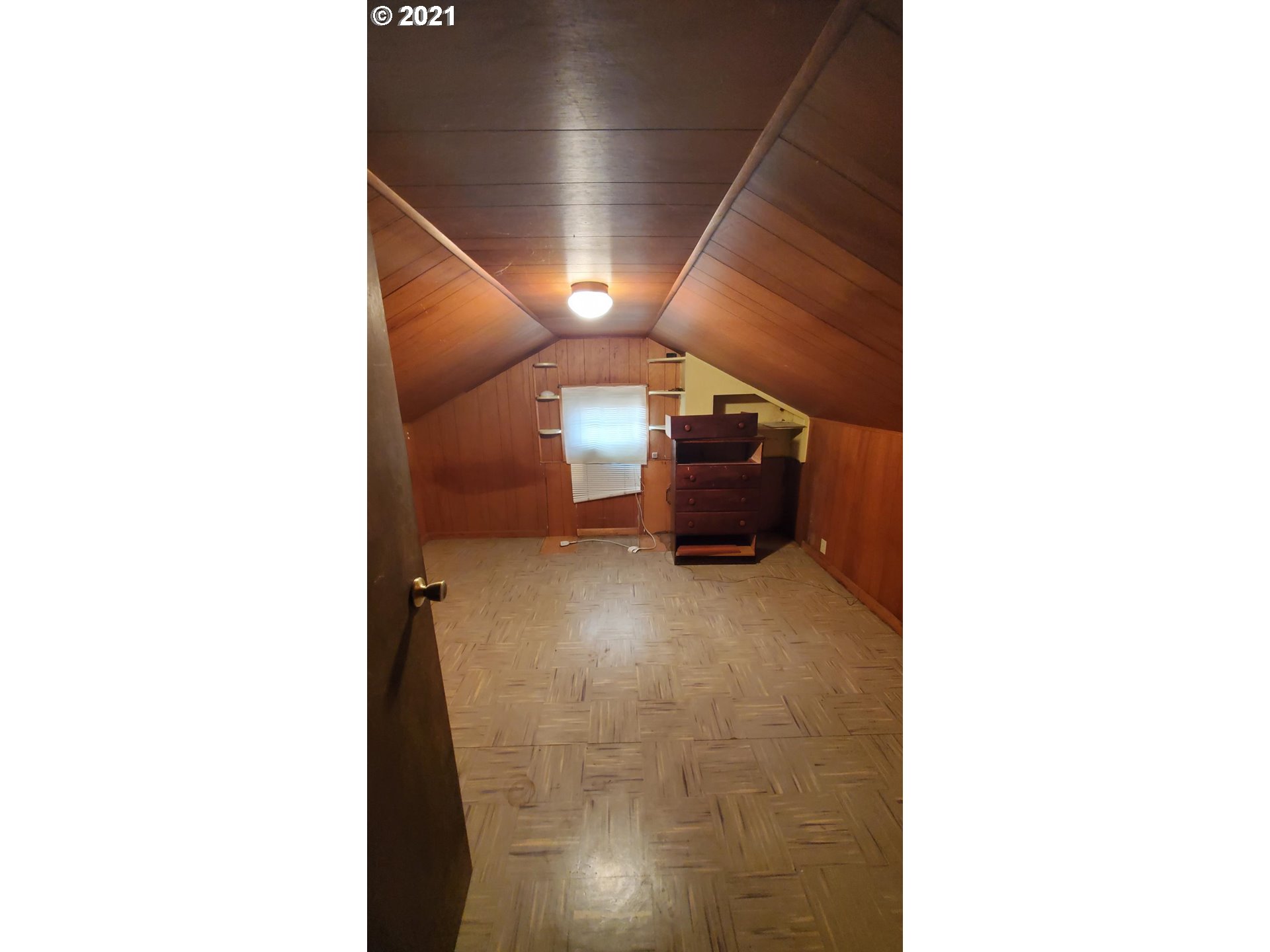 320 West D Street Springfield, OR 97477 - Photo 7 of 19