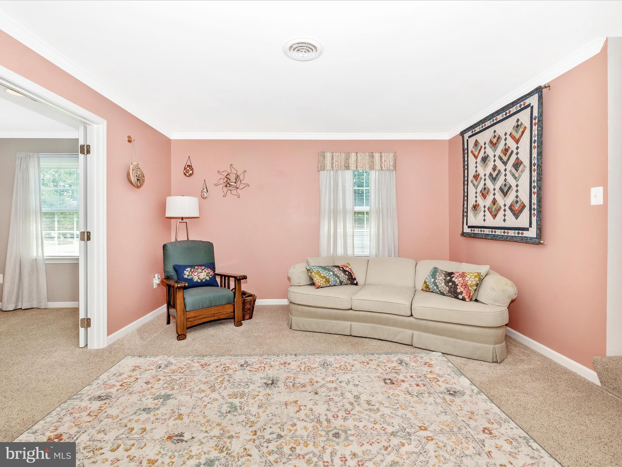 8102 Glendale Drive Frederick, MD 21702 - Photo 12 of 61 Living Room