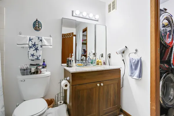 $129,900 | 2058 Pathways Drive, Unit 9, St. Paul, MN 55119