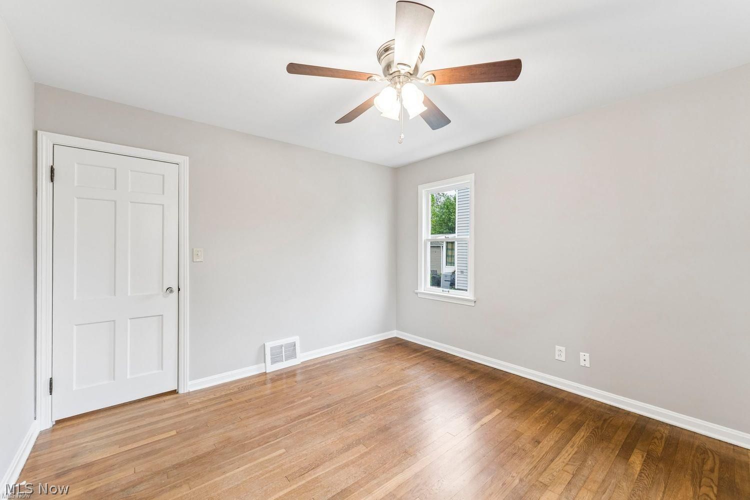 24230 Knickerbocker Road Bay Village, OH 44140 - Photo 23 of 50 Bed 1