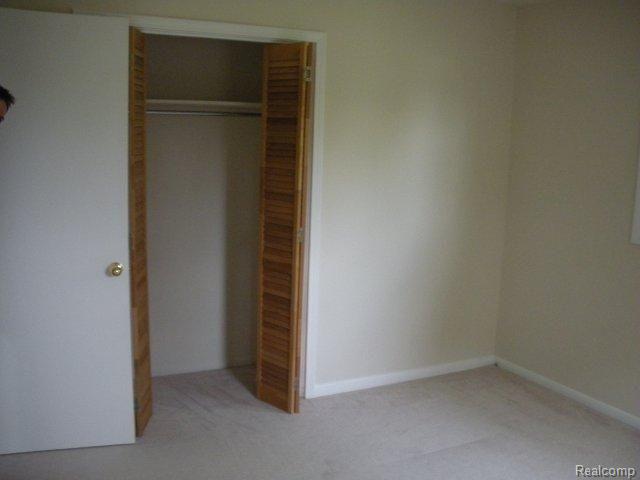 1012 Hayfield Road Rochester, MI 48306 - Photo 11 of 12 DSCN1547