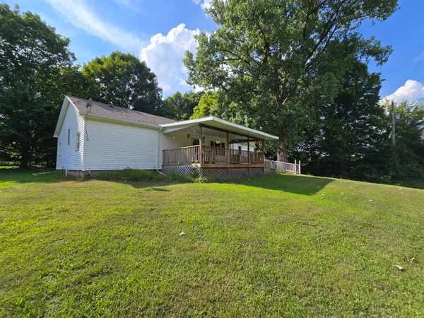 $175,000 | 2520 South Sand Lake Road, Hillsdale, MI 49242