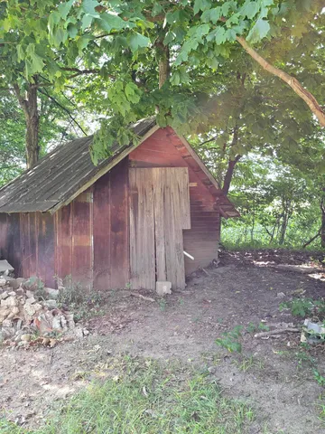 $179,900 | 2520 South Sand Lake Road, Hillsdale, MI 49242