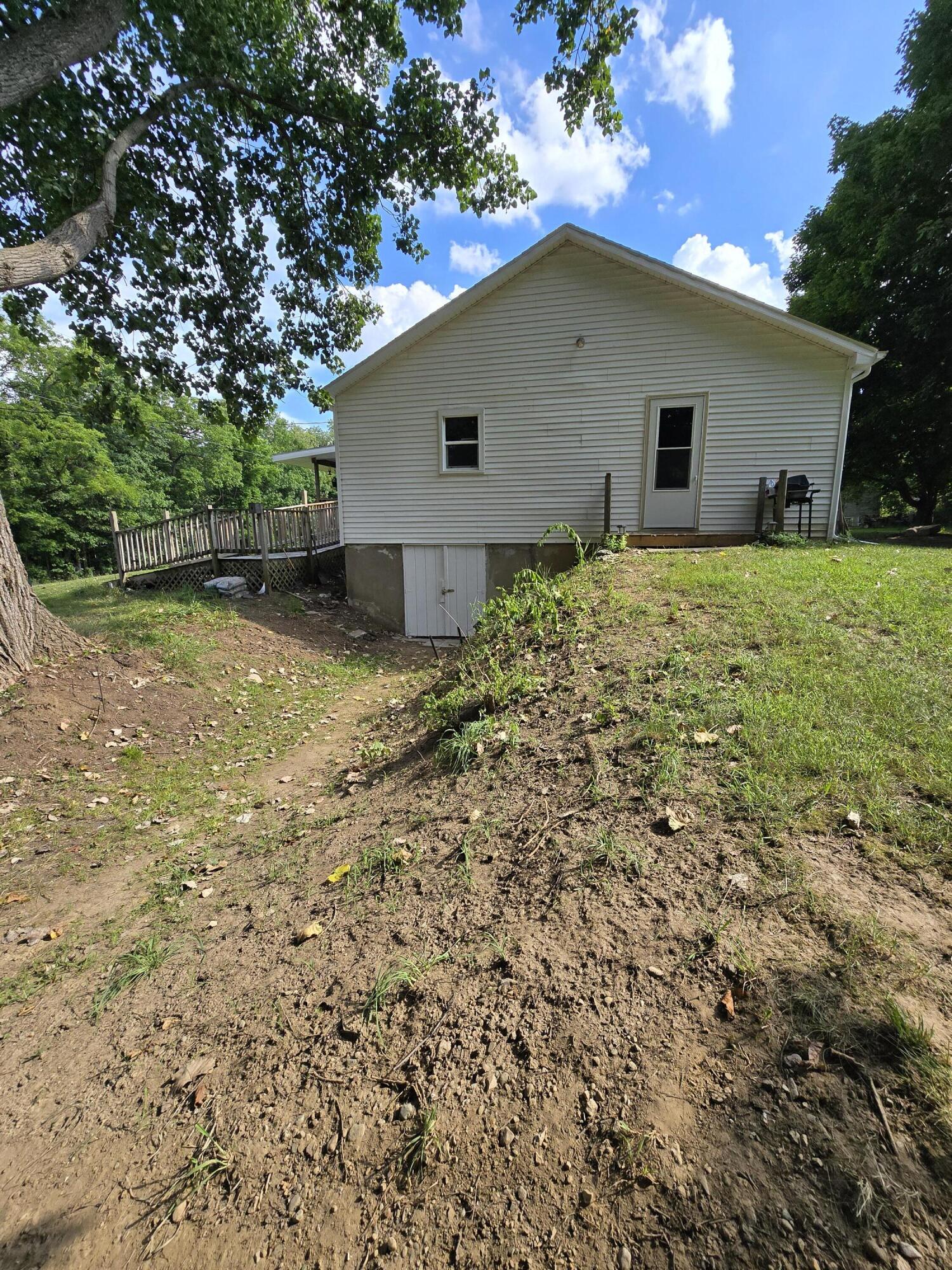 2520 South Sand Lake Road Hillsdale, MI 49242 - Photo 6 of 45 20250810_164610