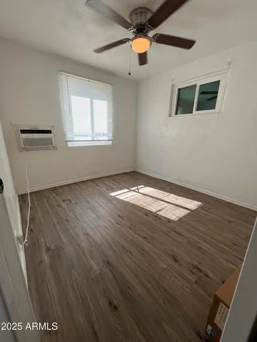 $2,000 | 3045 West Coronado Road, Phoenix, AZ 85009