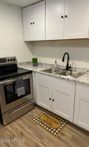 $2,000 | 3045 West Coronado Road, Phoenix, AZ 85009