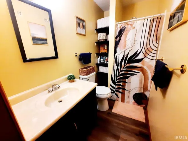 $234,900 | 501 South Harvey Road, Muncie, IN 47304