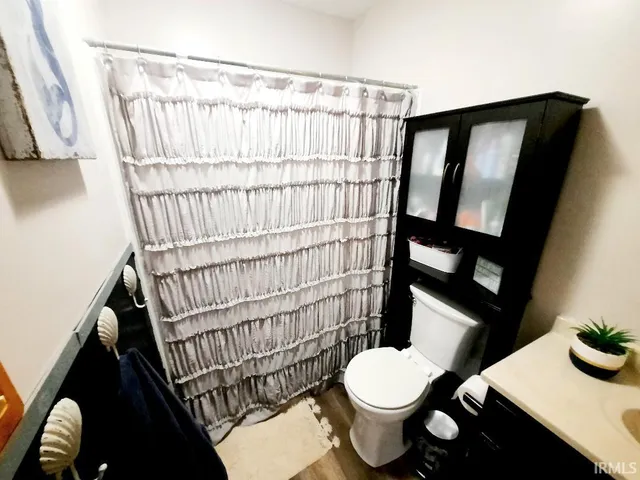 $234,900 | 501 South Harvey Road, Muncie, IN 47304