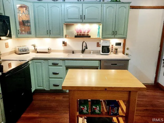 $234,900 | 501 South Harvey Road, Muncie, IN 47304