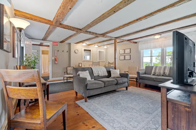 $1,800,000 | 284 Allen Road, Pownal, ME 04069