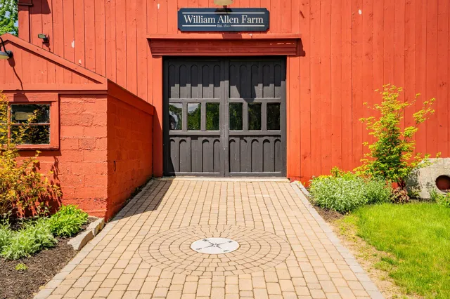 $1,800,000 | 284 Allen Road, Pownal, ME 04069