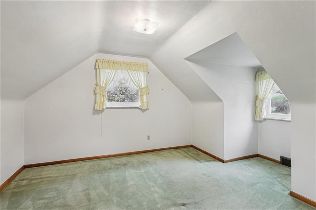 1110 Hulton Road Verona, PA 15147 - Photo 20 of 29