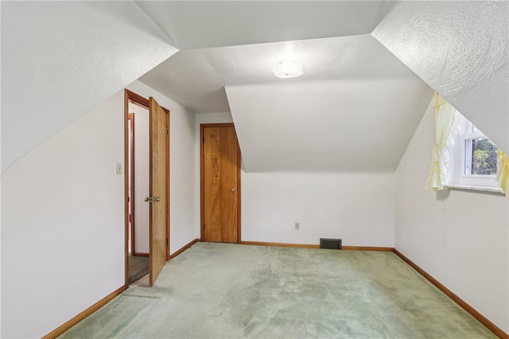 1110 Hulton Road Verona, PA 15147 - Photo 21 of 29