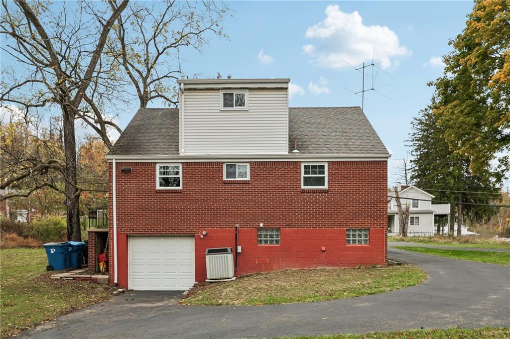 1110 Hulton Road Verona, PA 15147 - Photo 28 of 29