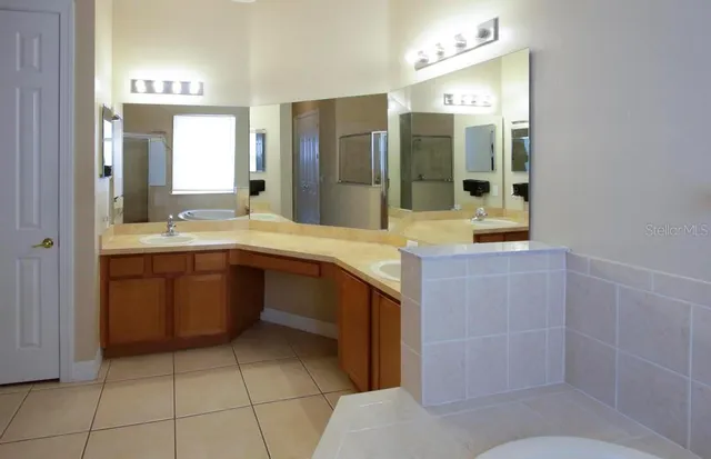 $2,300 | 4394 Edenrock Place, Spring Hill, FL 34609