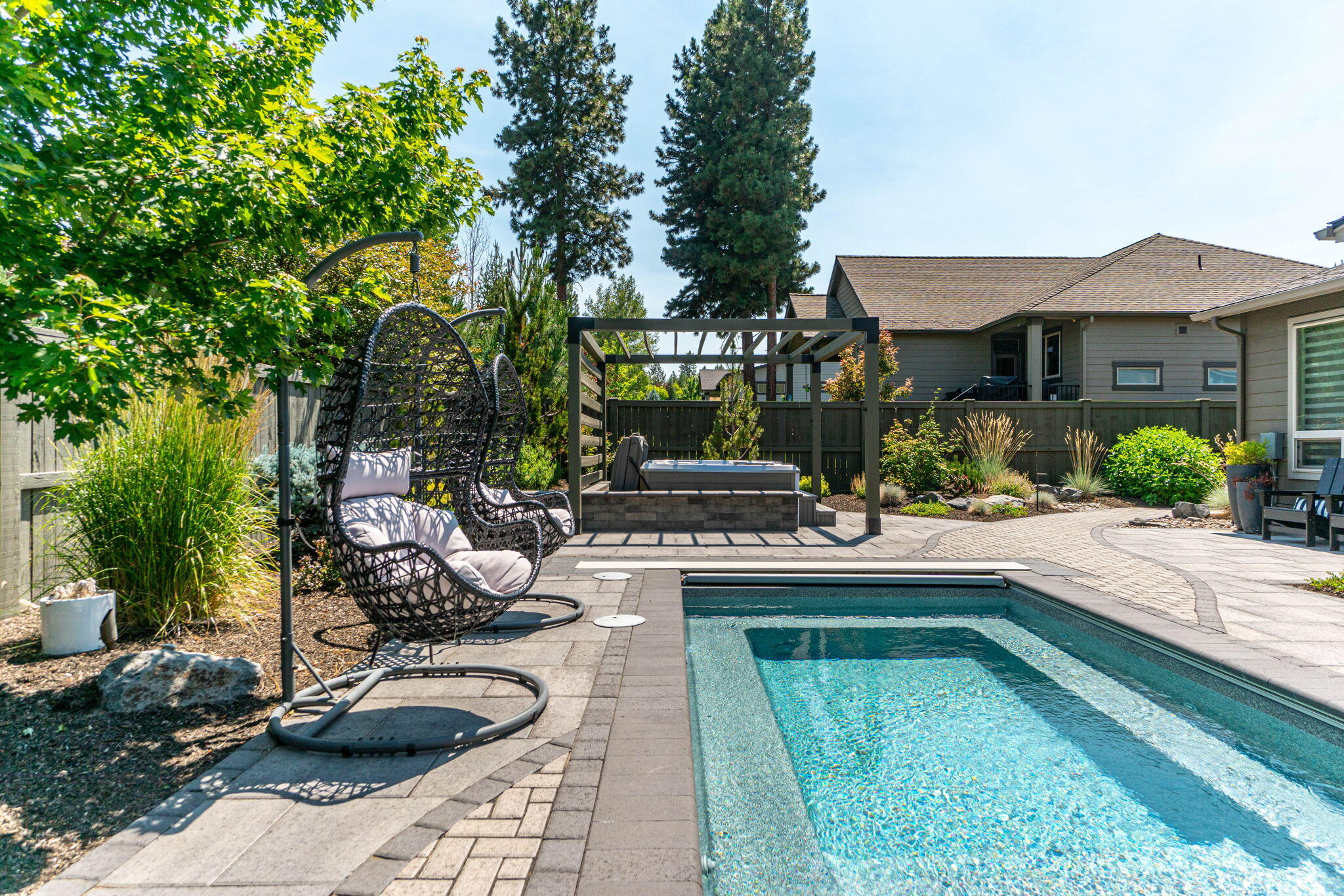 60864 Southwest Headwaters Loop Bend, OR 97702 - Photo 29 of 56 Heated Plunge Pool