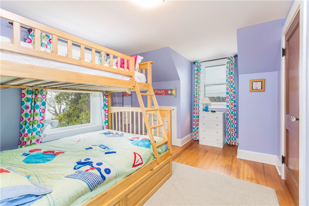 48 Leonard Bodwell Road Narragansett, RI 02882 - Photo 23 of 34
