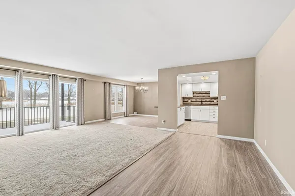 $190,000 | 1077 Greenleaf Boulevard, Unit 216, Elkhart, IN 46514