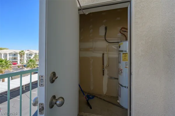 $155,000 | 3550 Bay Sands Drive, Unit 3081, Laughlin, NV 89029