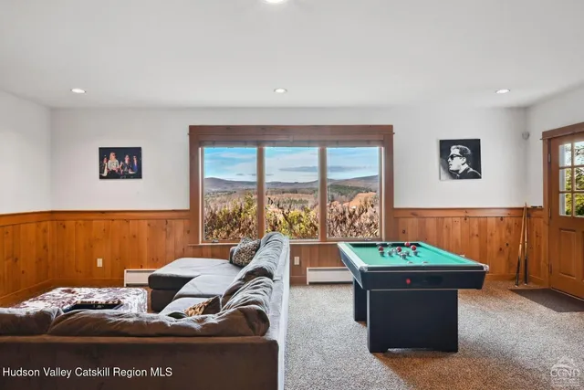 $1,899,000 | 22 The Loop, Windham, NY 12496