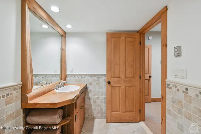 $1,899,000 | 22 The Loop, Windham, NY 12496