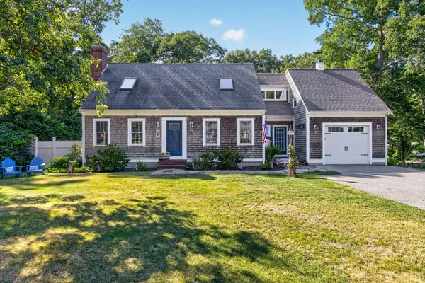 $799,900 | 11 Burbank Street, Sandwich, MA 02563