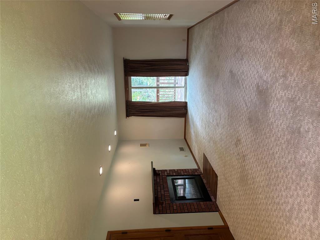 8332 Maple Grove Road Troy, IL 62294 - Photo 9 of 16