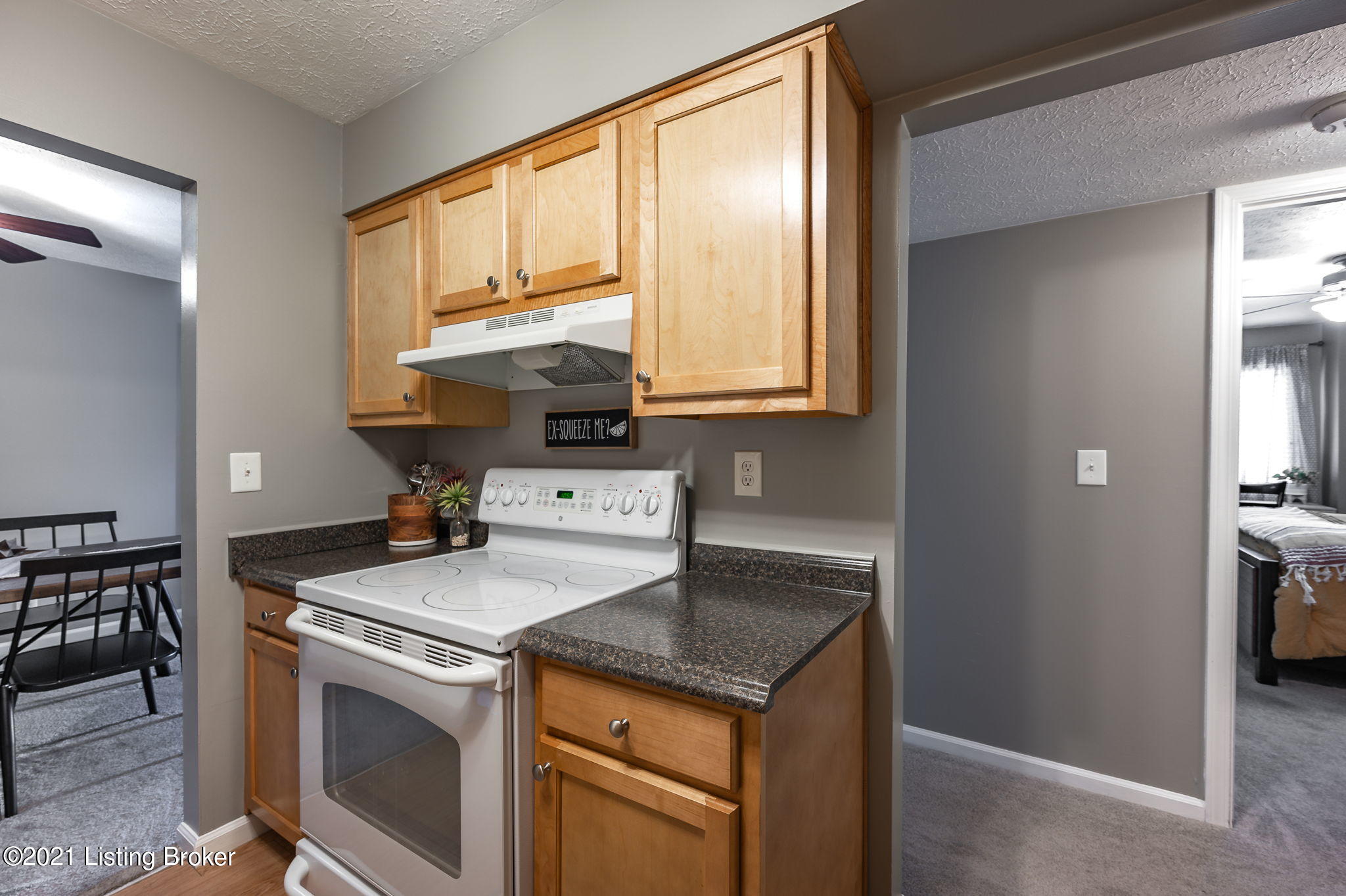 4026 Poplar Level Road, Unit 5 Louisville, KY 40213 - Photo 10 of 16 10-web-or-mls-10Poplar Level Rd