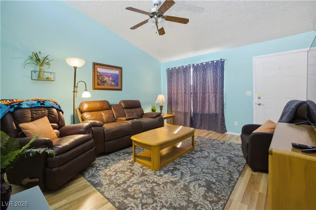 $200,000 | 2229 High Dunes Lane, Laughlin, NV 89029