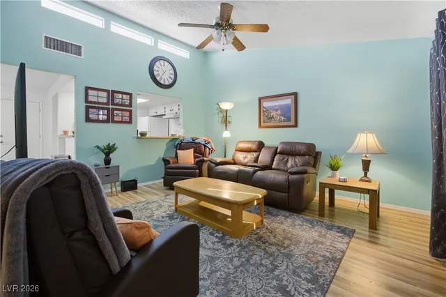 $200,000 | 2229 High Dunes Lane, Laughlin, NV 89029