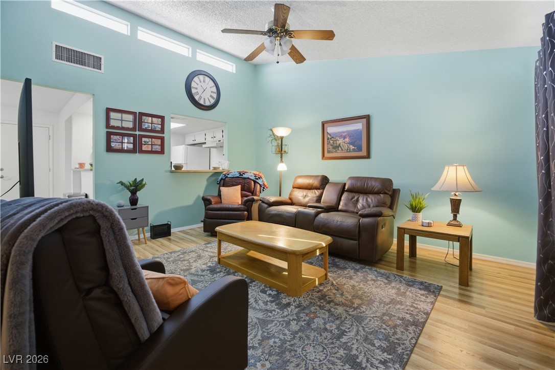 2229 High Dunes Lane Laughlin, NV 89029 - Photo 3 of 24