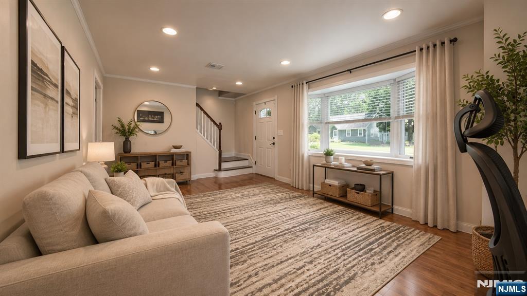 28 Ferndale Road Wayne, NJ 07470 - Photo 5 of 35