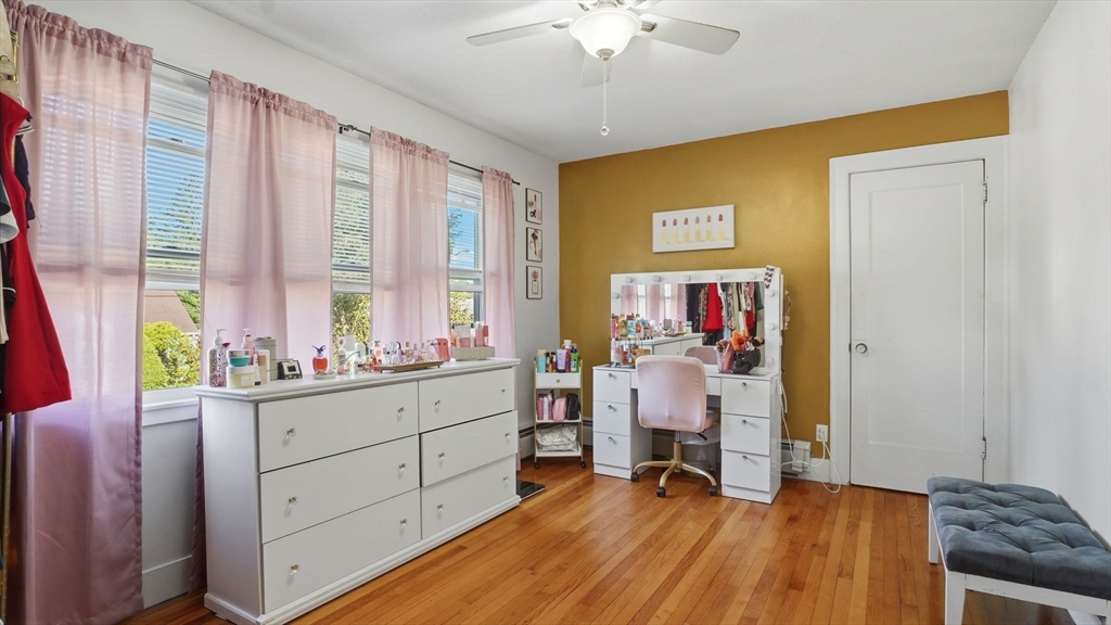 87 Lakevilla Avenue Springfield, MA 01109 - Photo 27 of 39