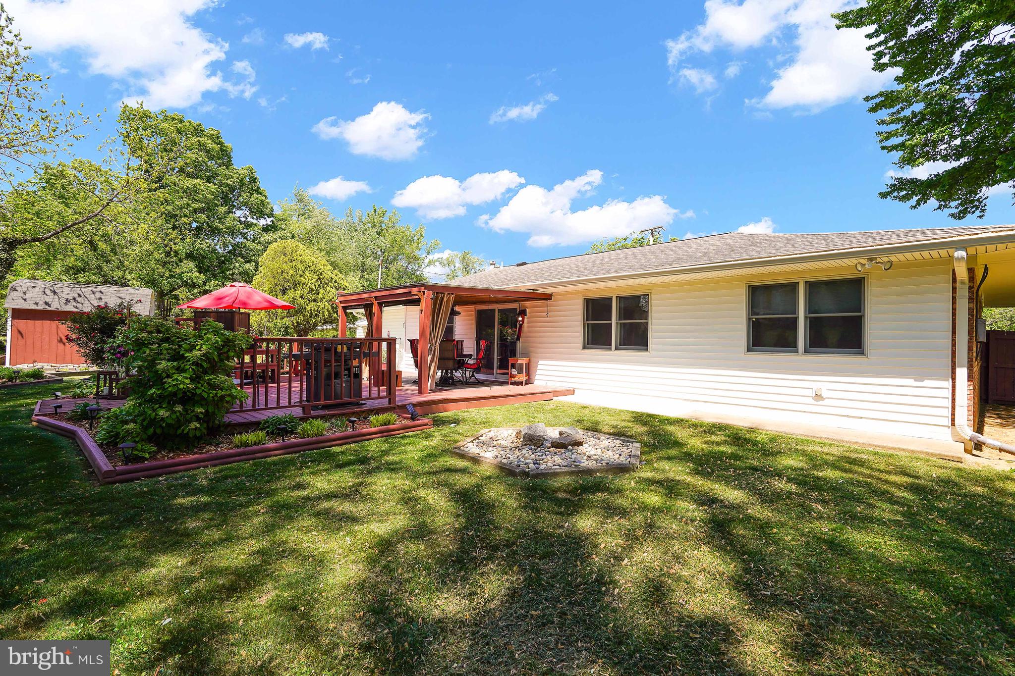 5813 Ashfield Road Alexandria, VA 22315 - Photo 41 of 43 DSC07037