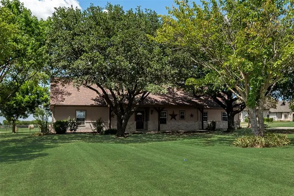$2,950 | 1255 Vineyard Road, Gunter, TX 75058