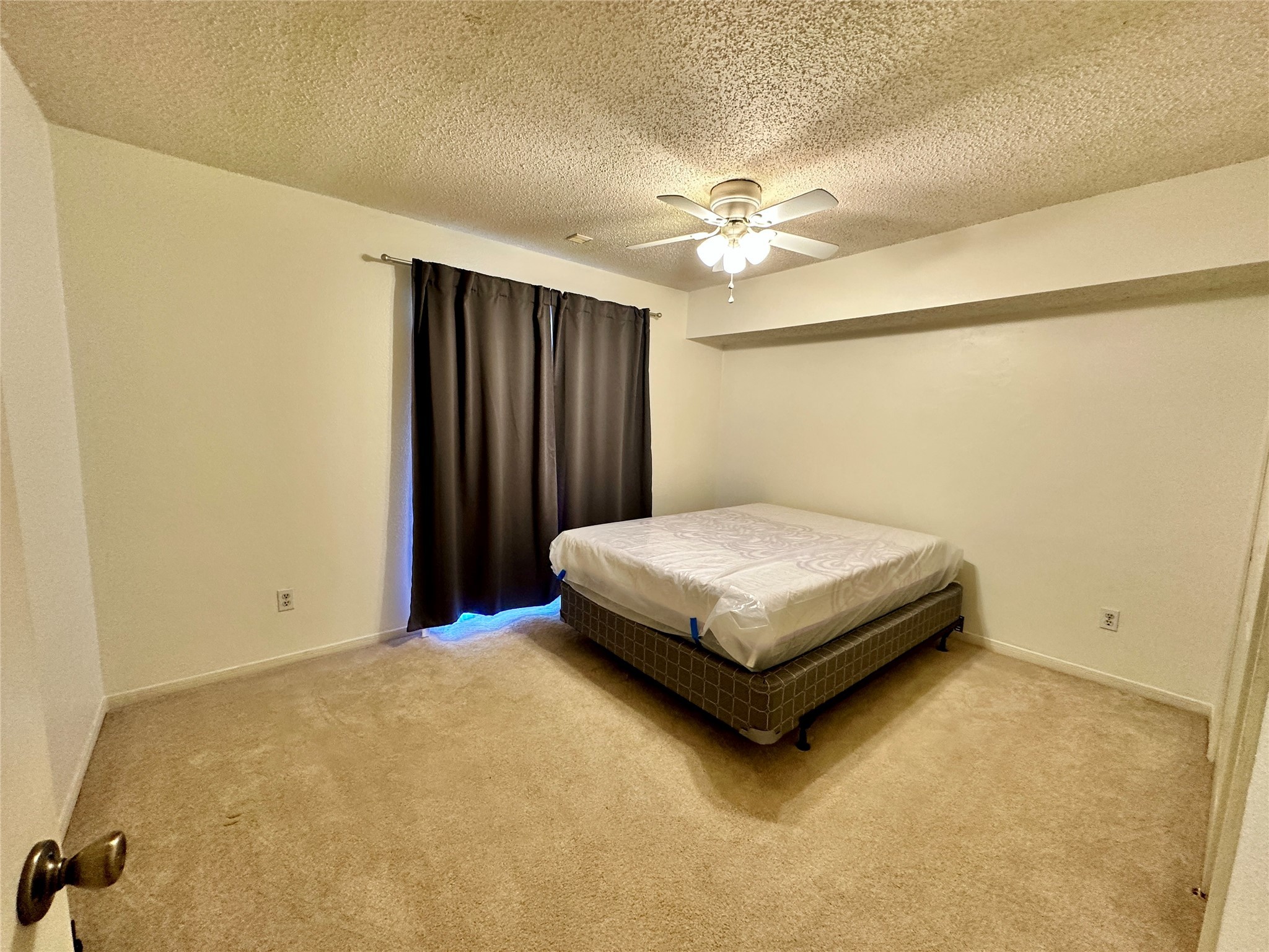 2121 Hepburn Street, Unit 808 Houston, TX 77054 - Photo 13 of 20 Bedroom 2